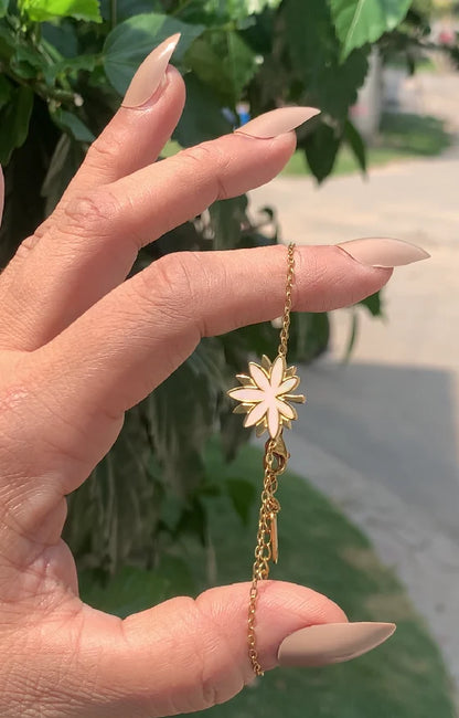 Petal Aura Golden Chain S118