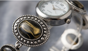 Velvet Eclipse Bracelet Watch S116