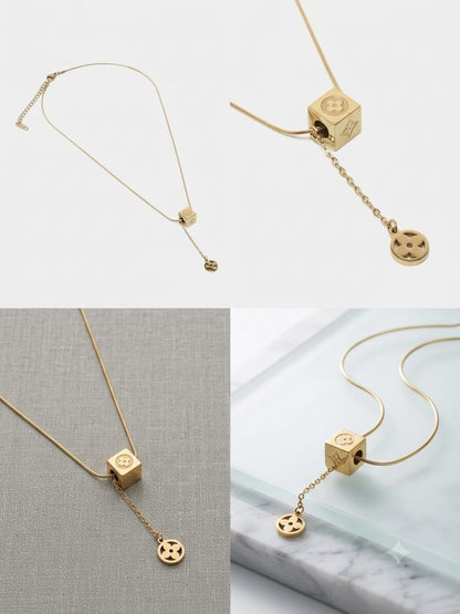 Signature Clover Charm Necklace S129